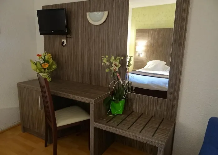 Restaurant Des Thermes 호텔 3*